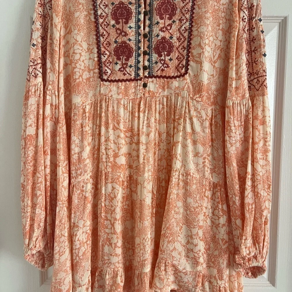 Anthropologie Claudia Embroidered Babydoll Tunic. Flowy. EUC! Size XS. - Picture 3 of 9
